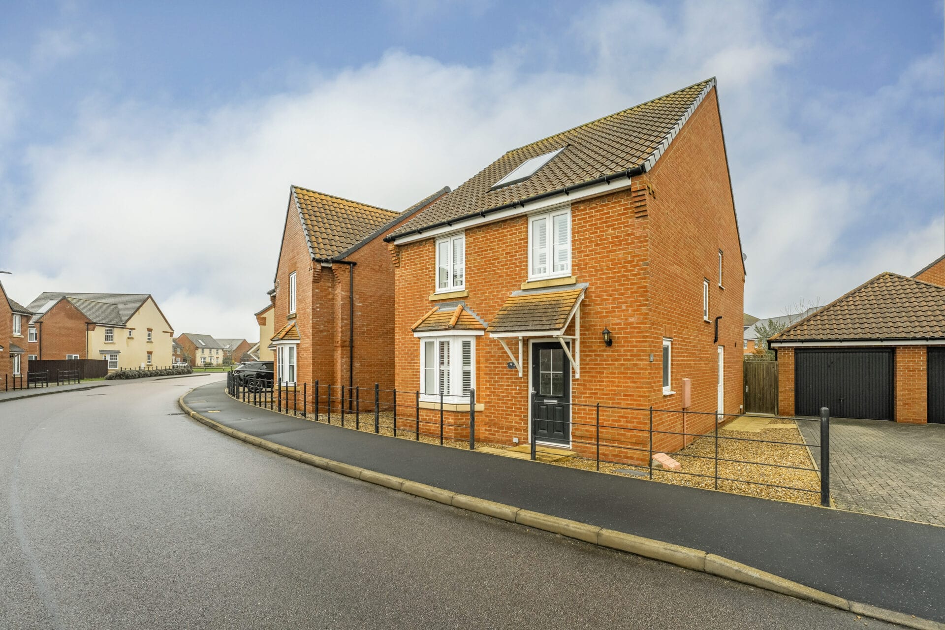 Memorial Road, Horsford