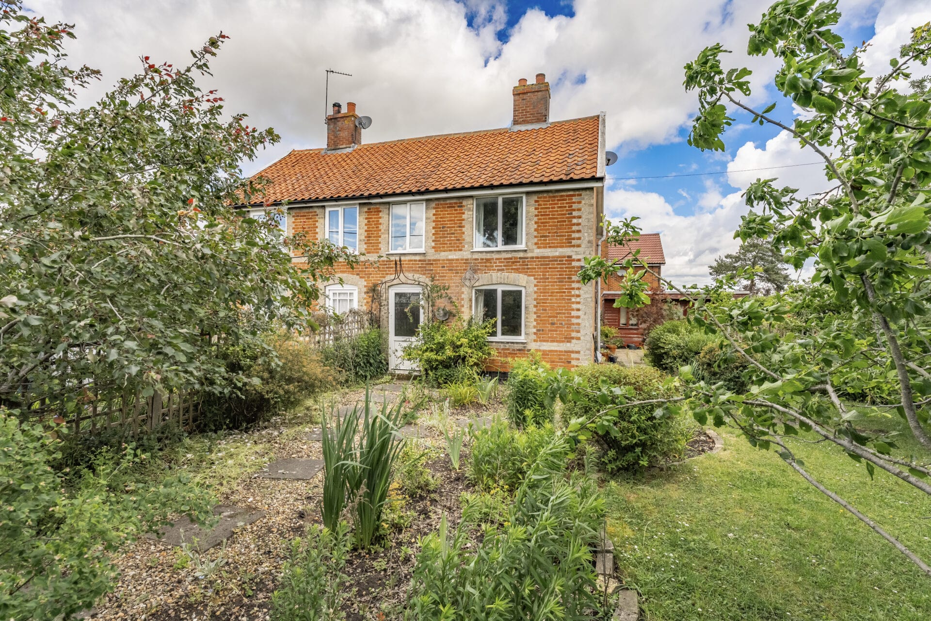 Bells Lane, Hinderclay