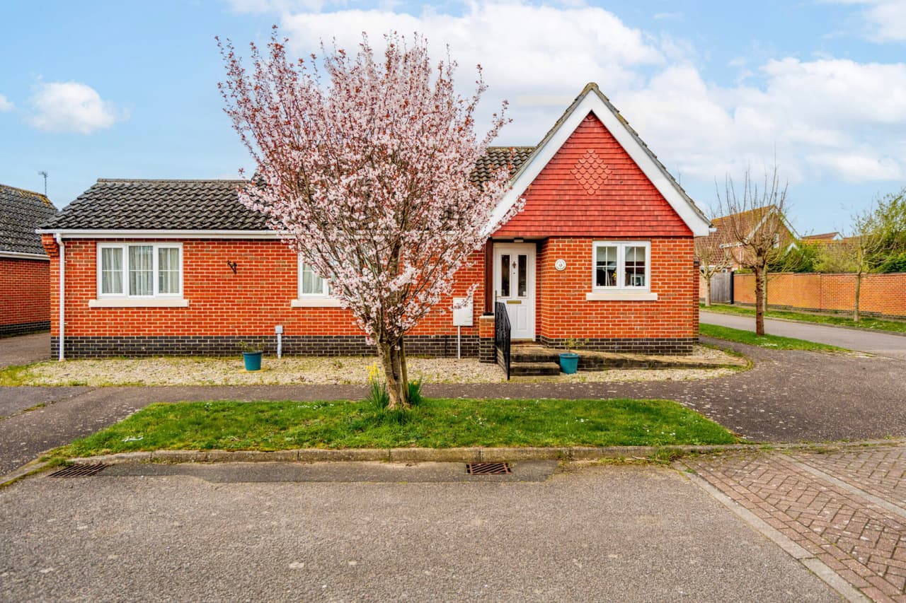 Cherry Tree Avenue, Martham