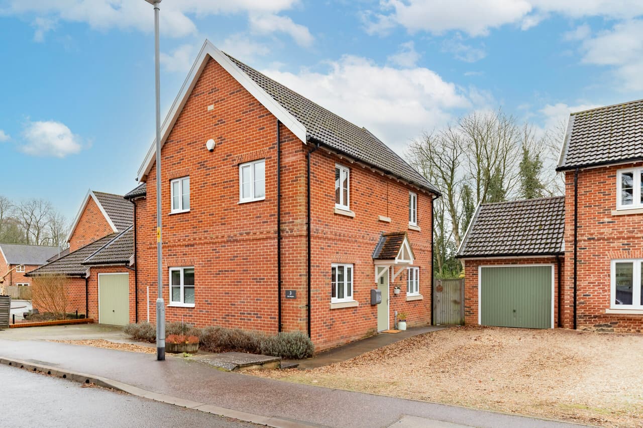 Oak Meadow, Shipdham, IP25