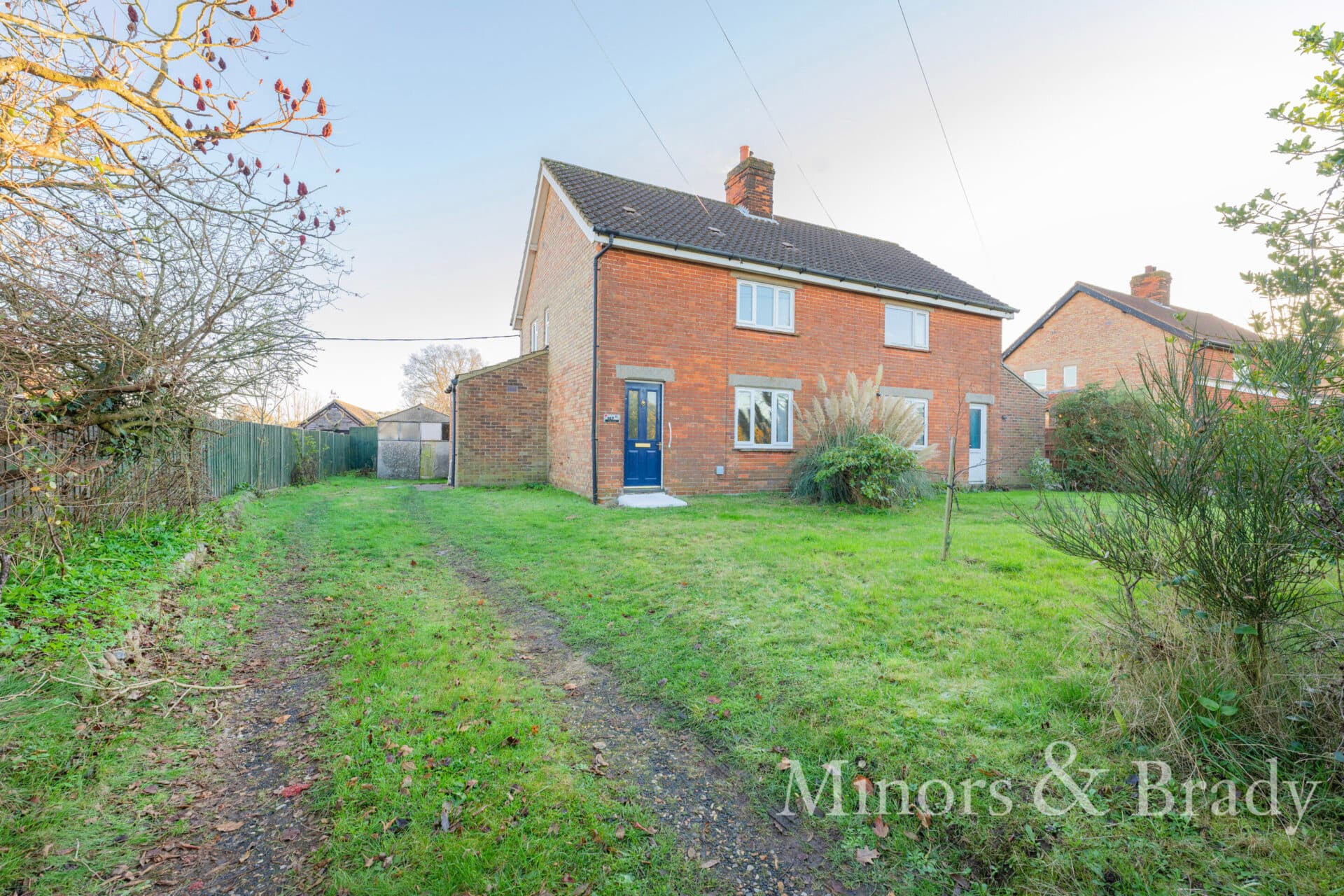 Pages Lane, Saham Toney, IP25