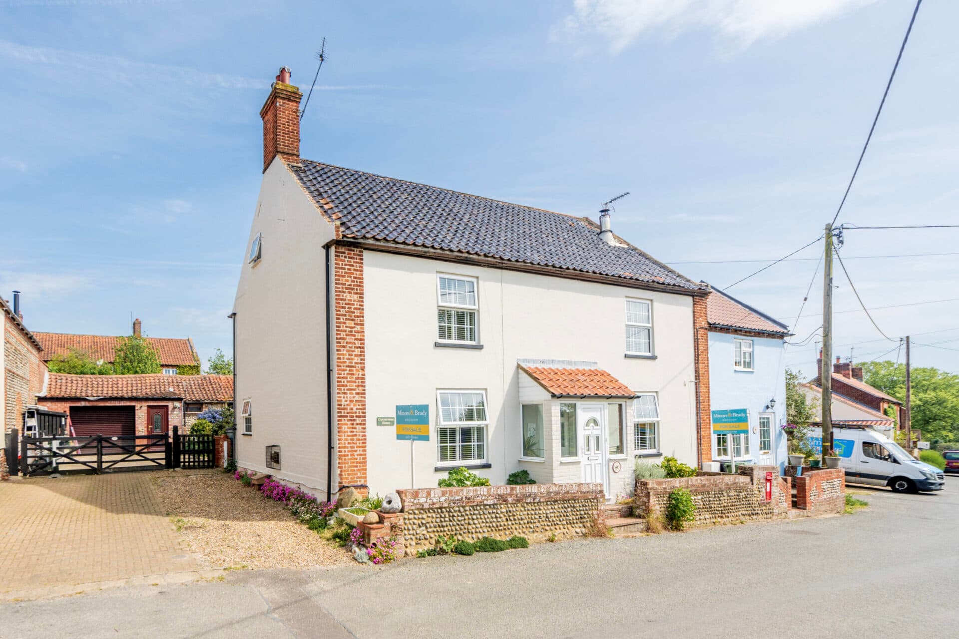 The Street, Knapton