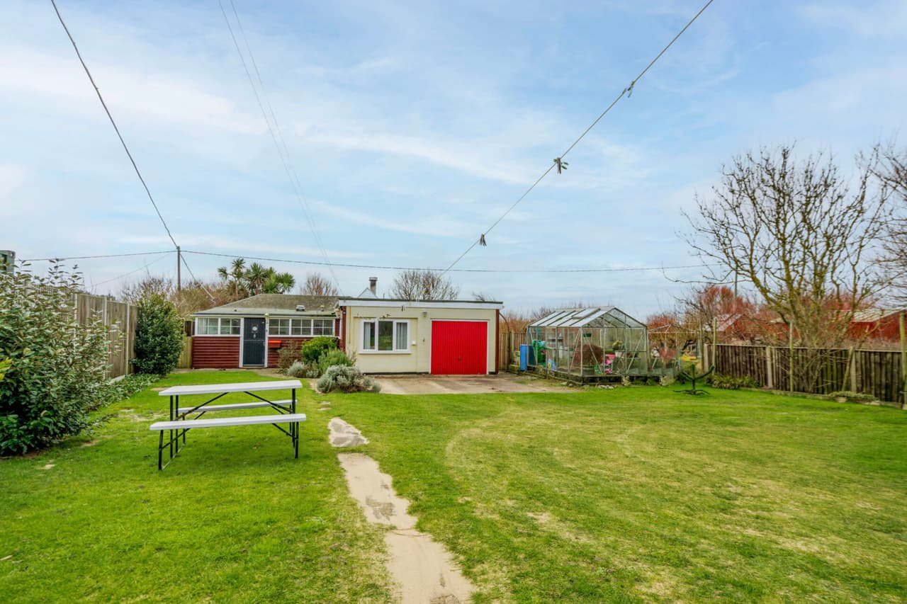 Eccles-On-Sea