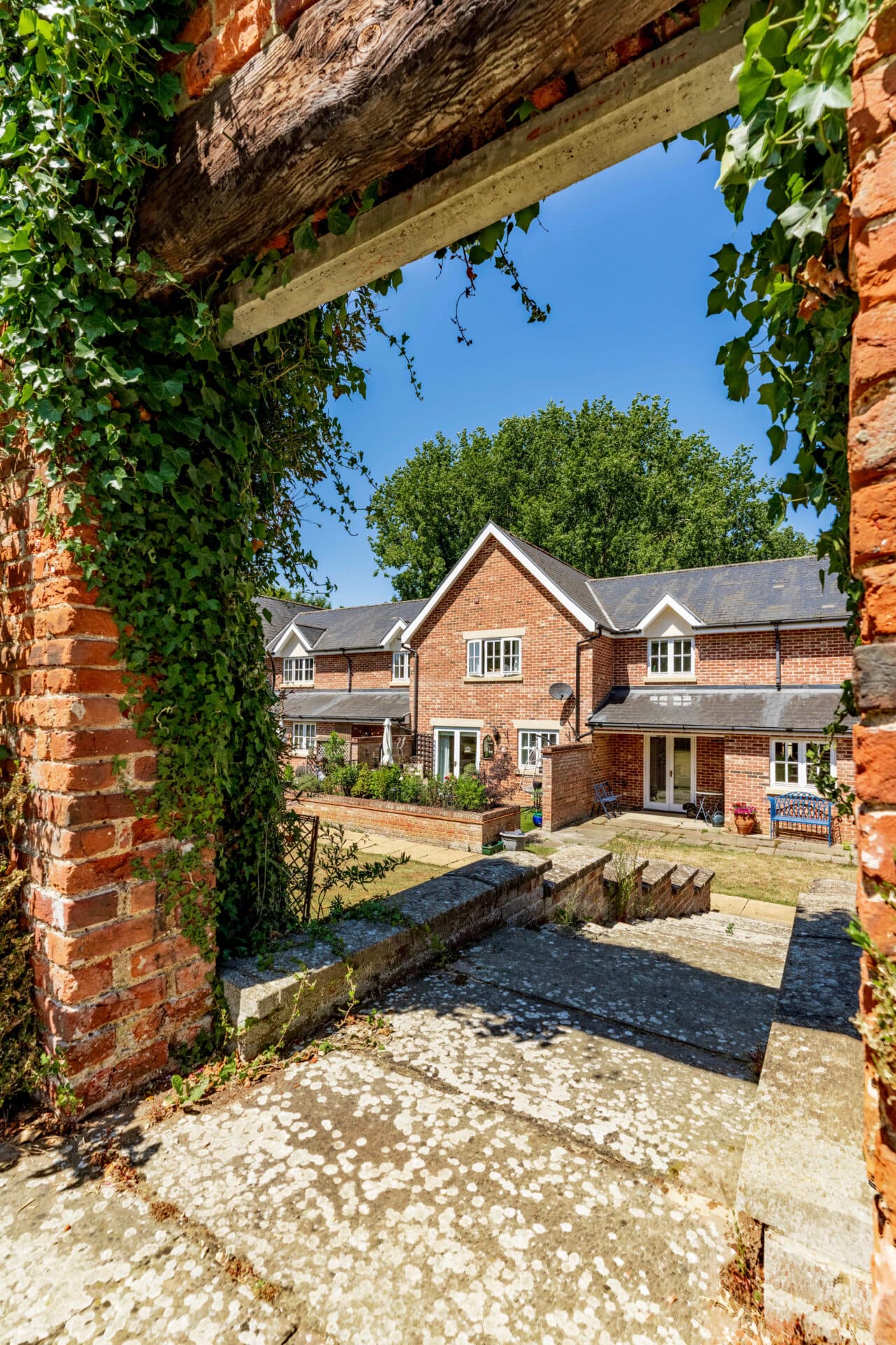 East Bilney, Bilney Hall