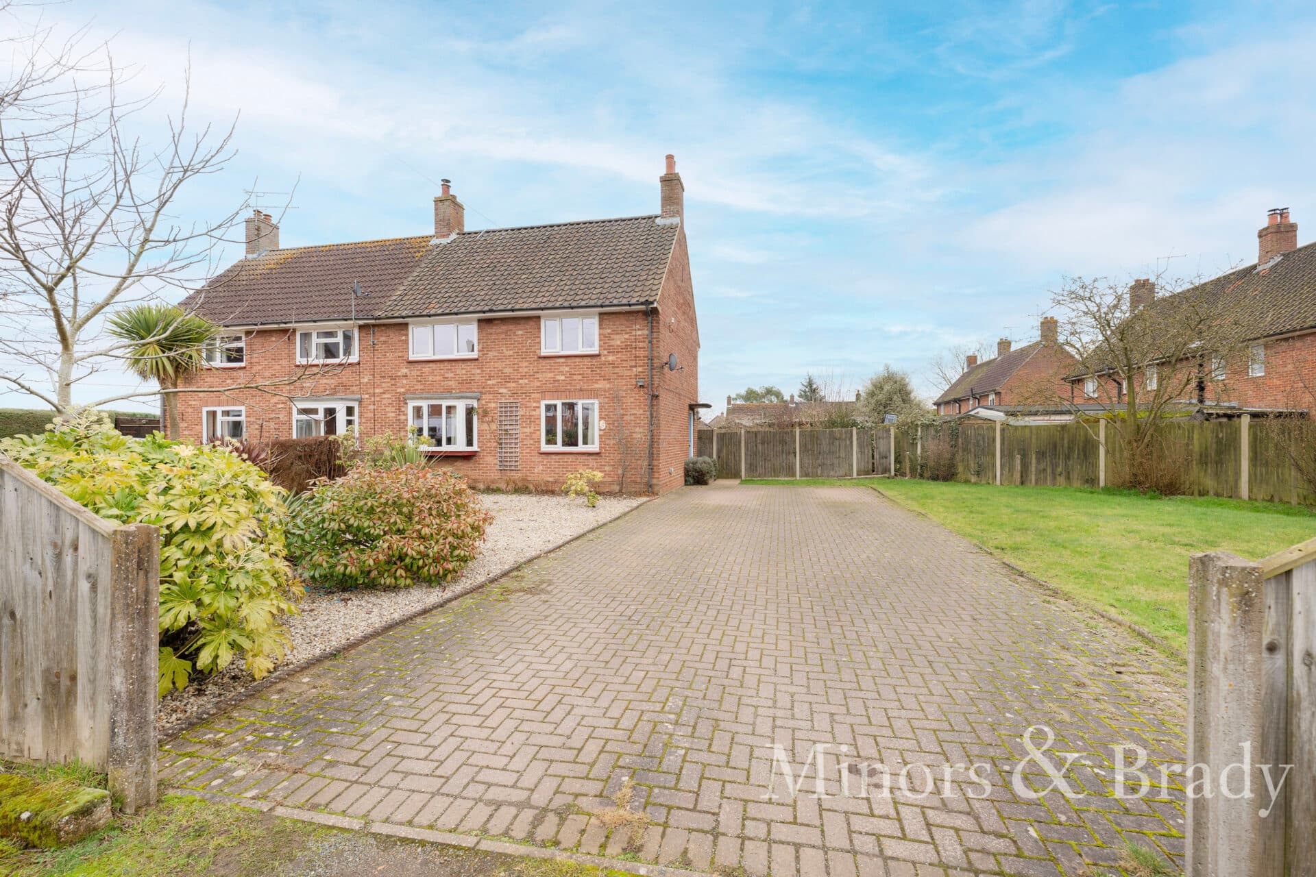 Woodfield, Briston