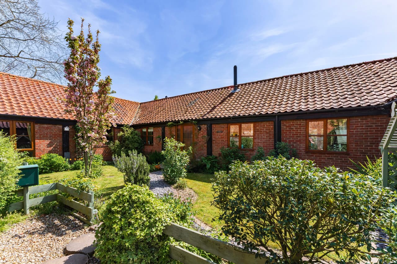 Street Farm Barns, Catfield
