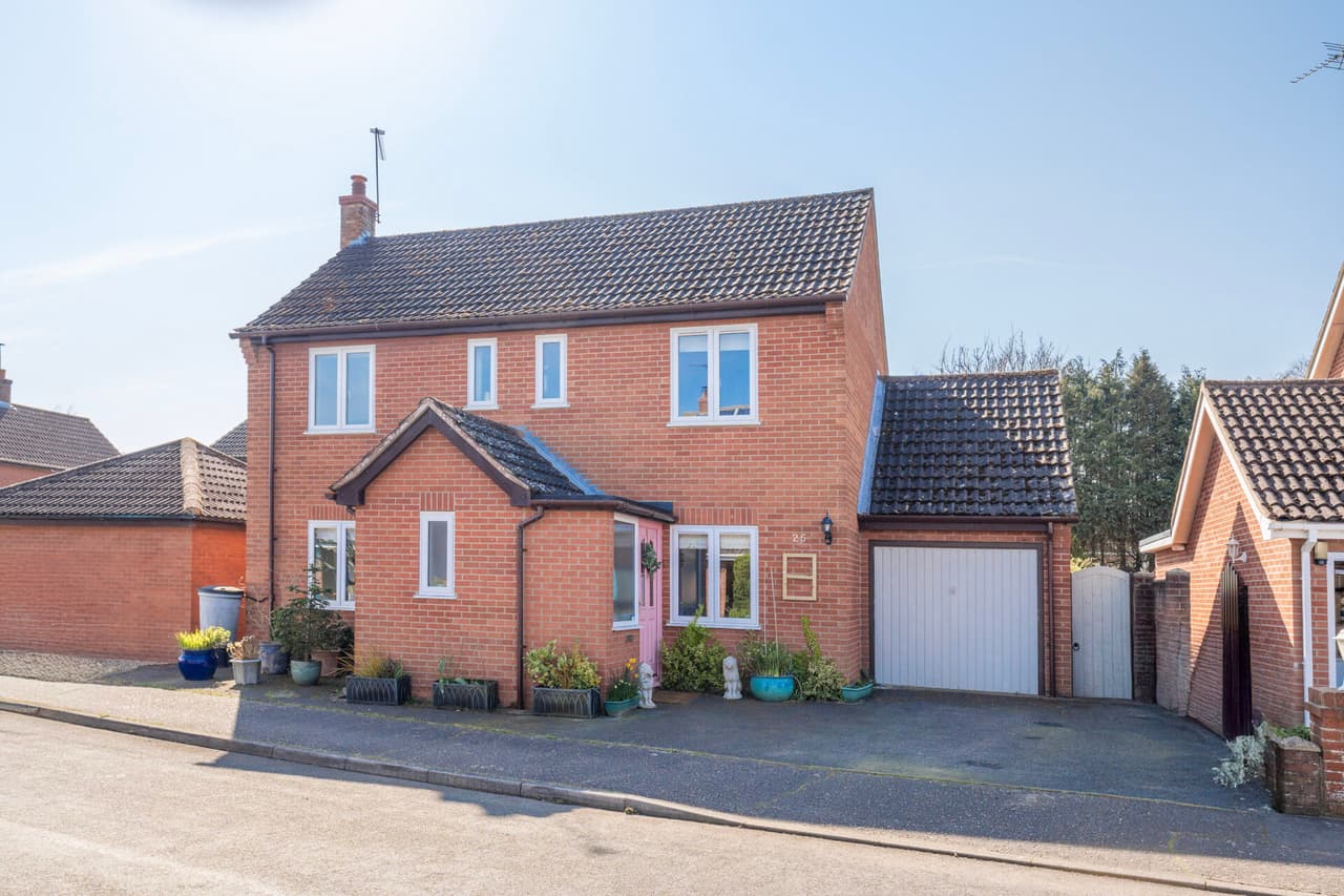 Moorfield Road, Mattishall