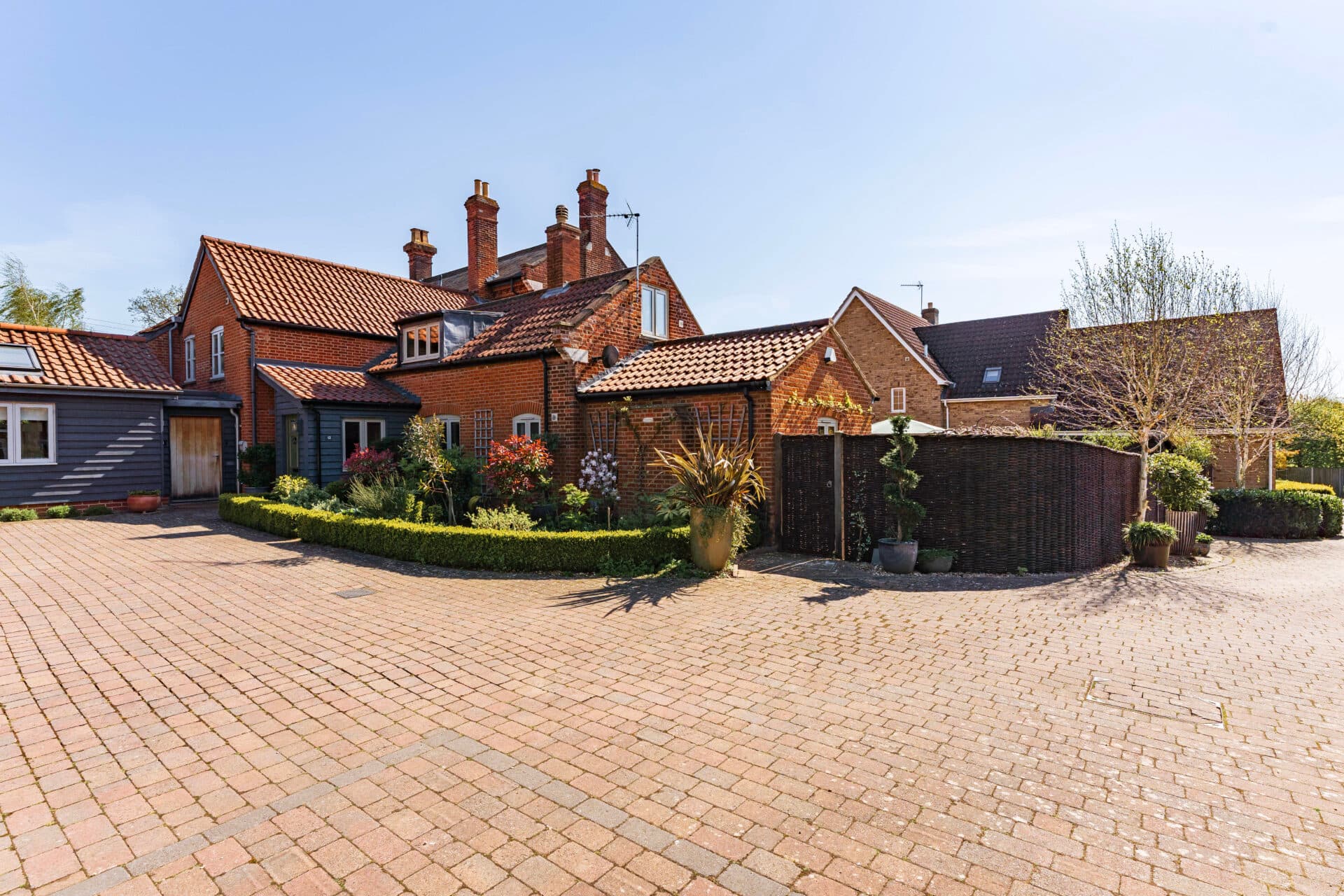 Blands Farm Close, Palgrave