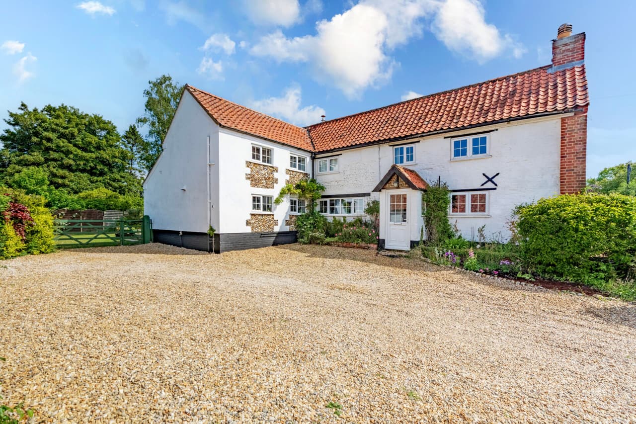 Norwich Road, Yaxham