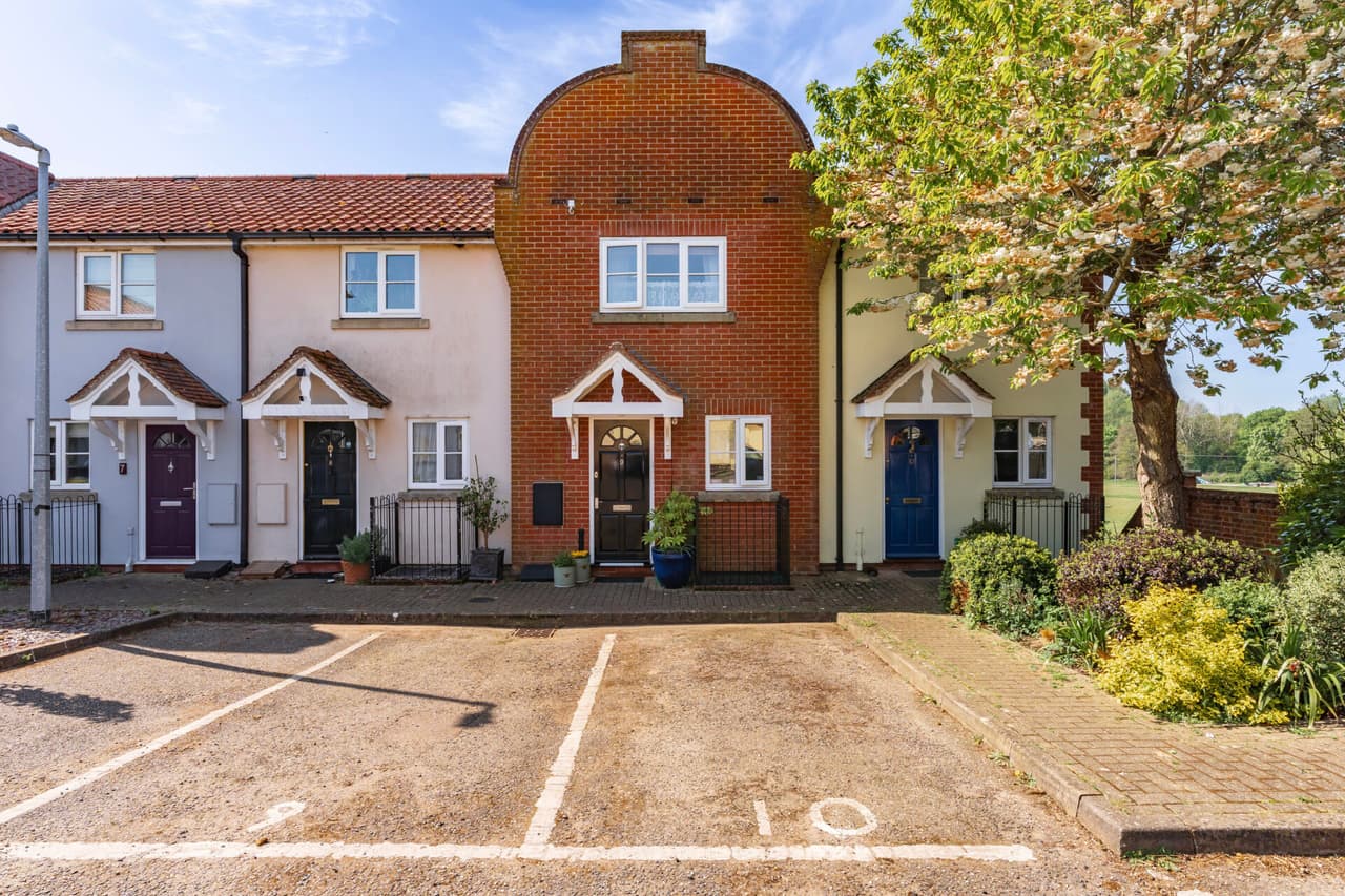 Magdalen Court, Eye