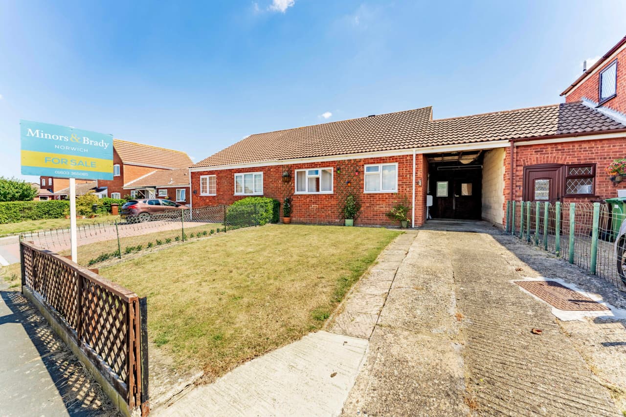 Lark Rise, Mulbarton