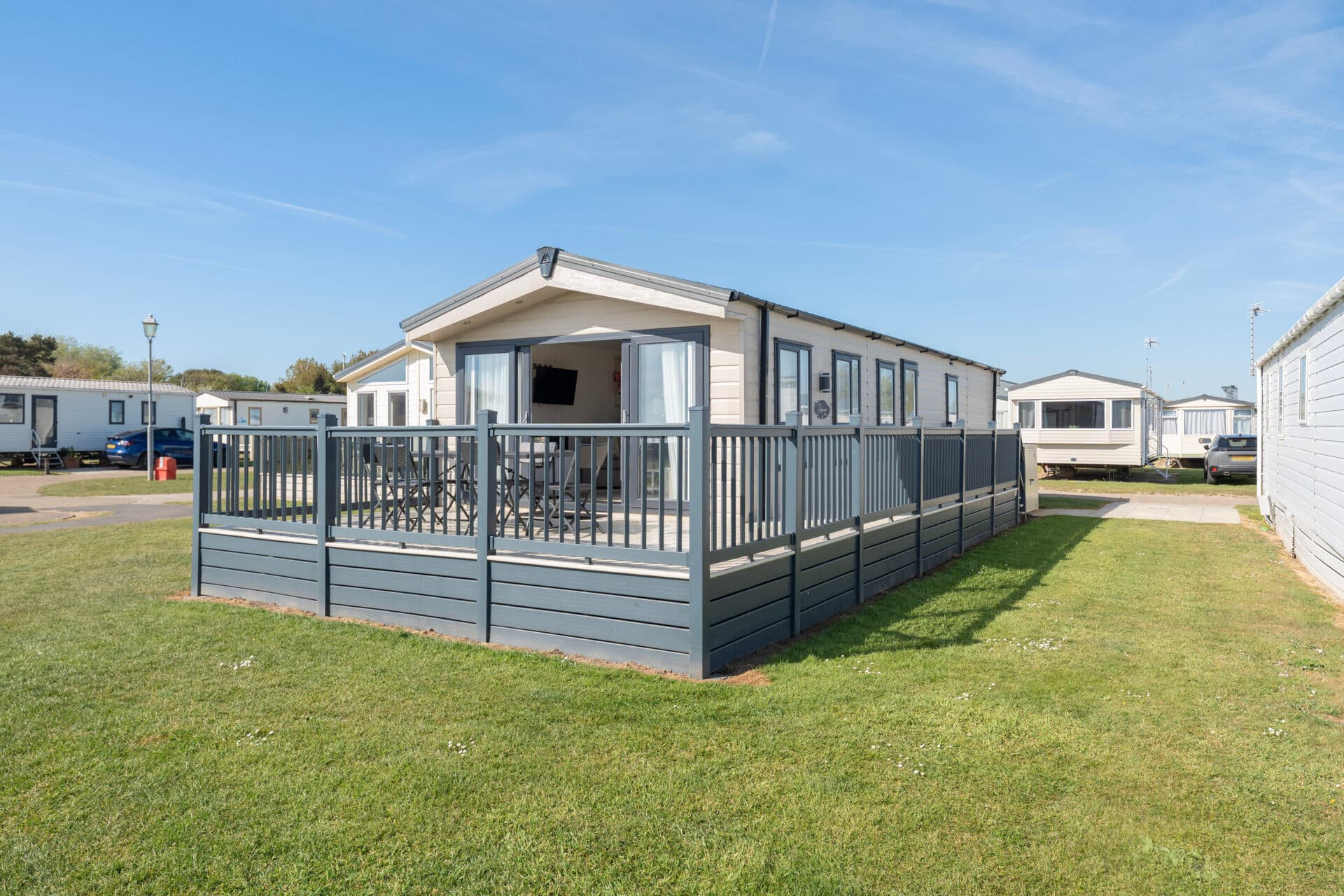Broadland Sands, Coast Road