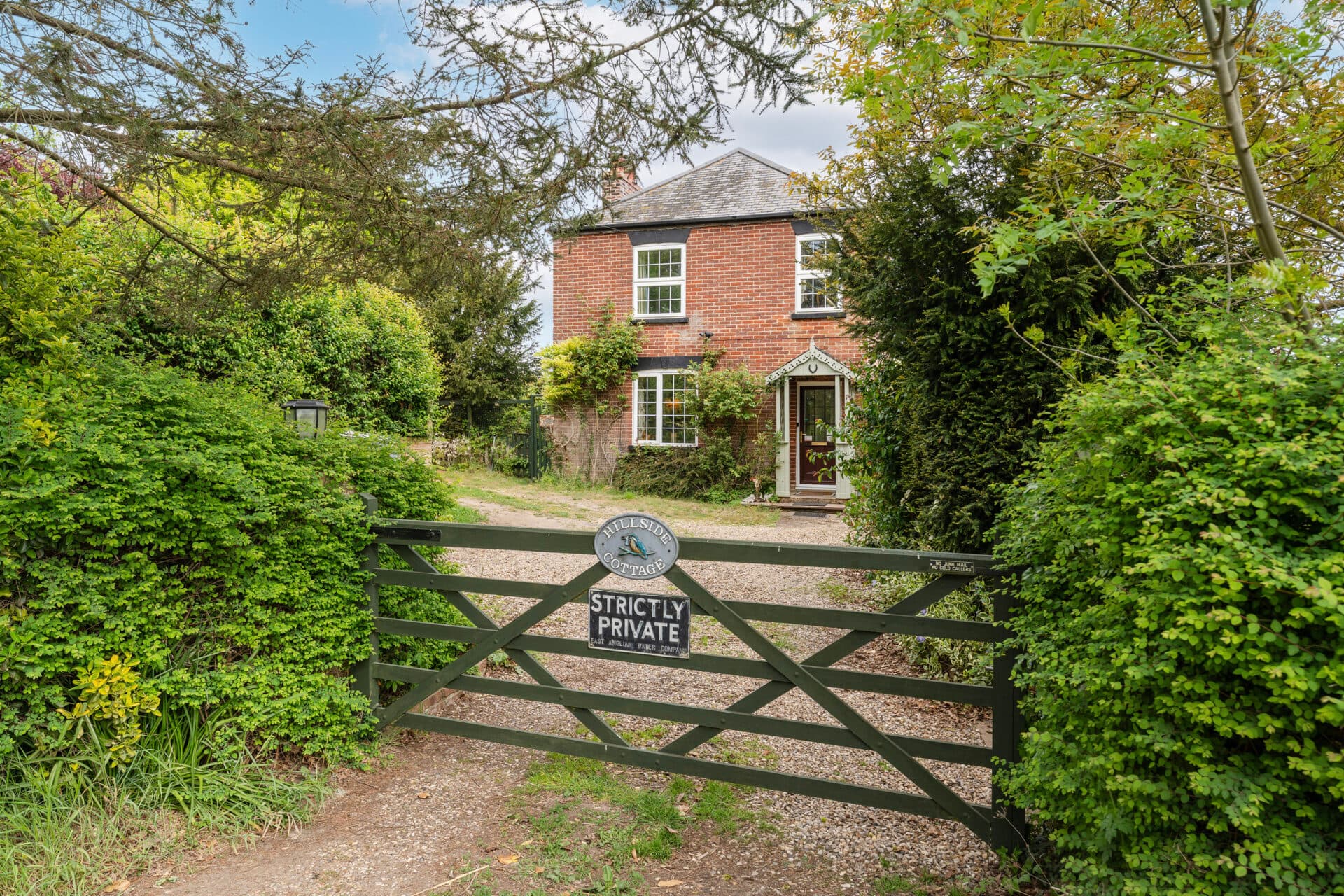 Falgate, Horning