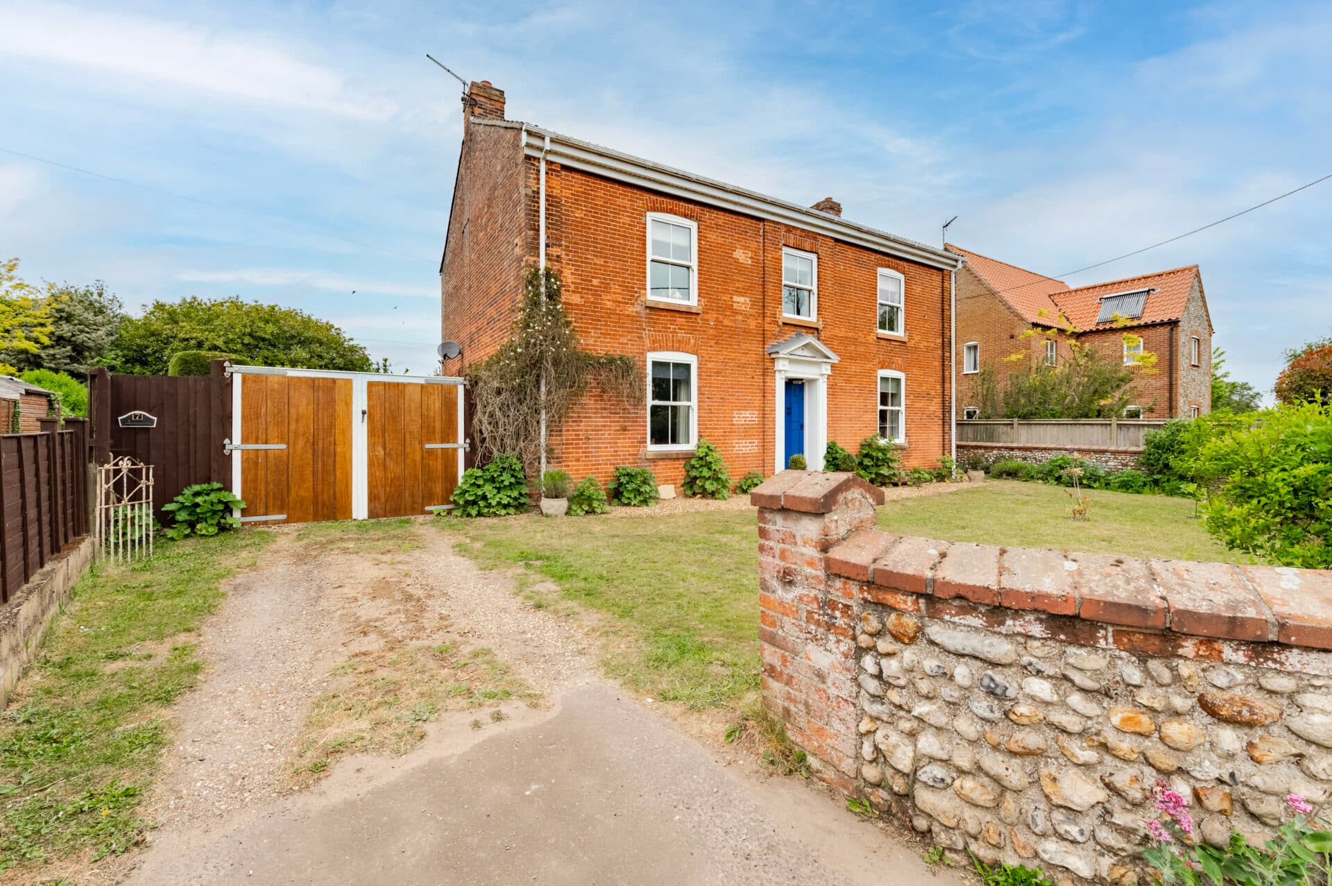Mill Road, Hempton