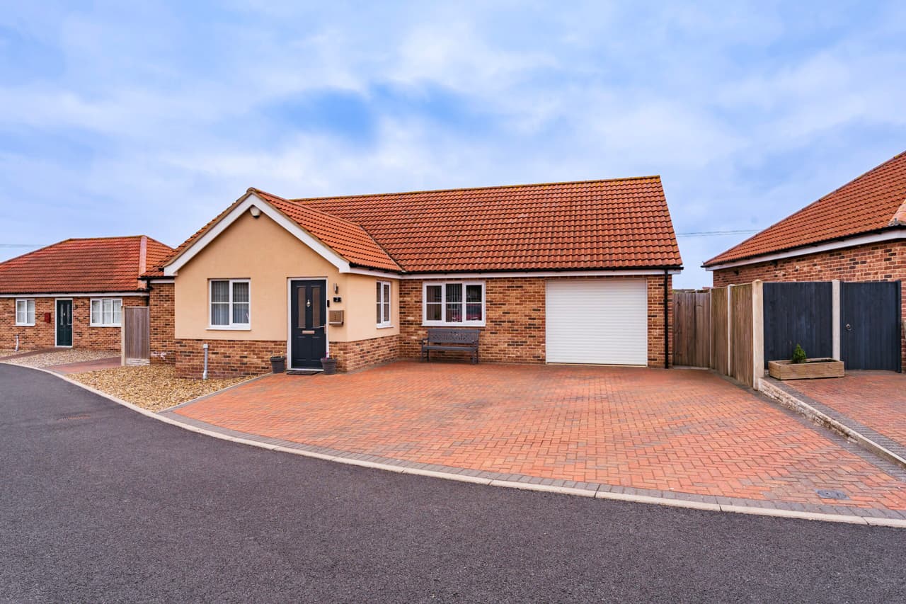 Peacehaven Close, Hemsby