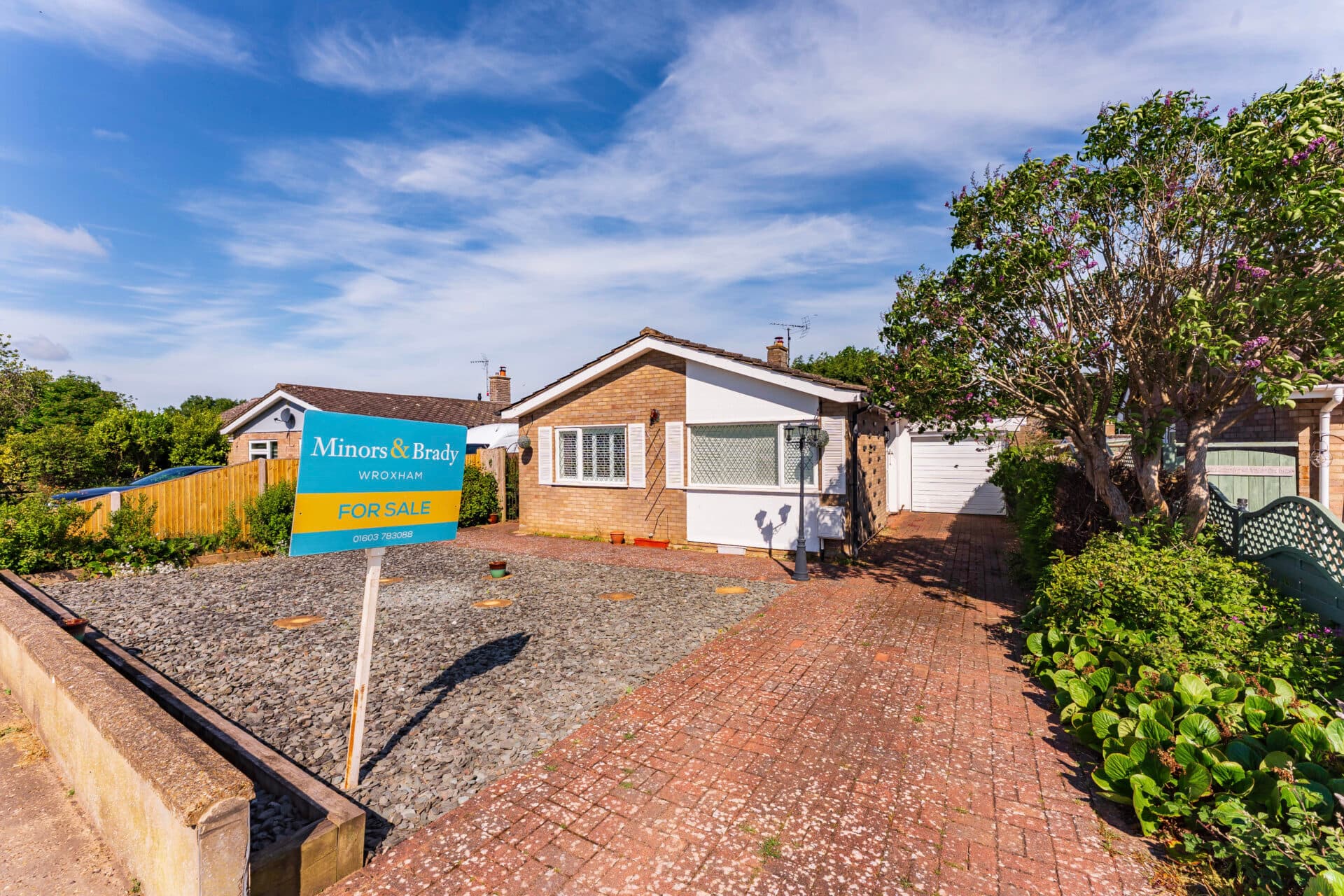 Burnt Hills, Cromer