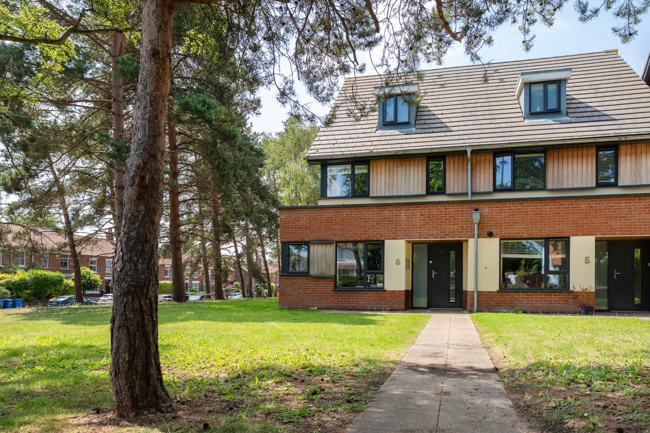 Le Safferne Gardens, Norwich