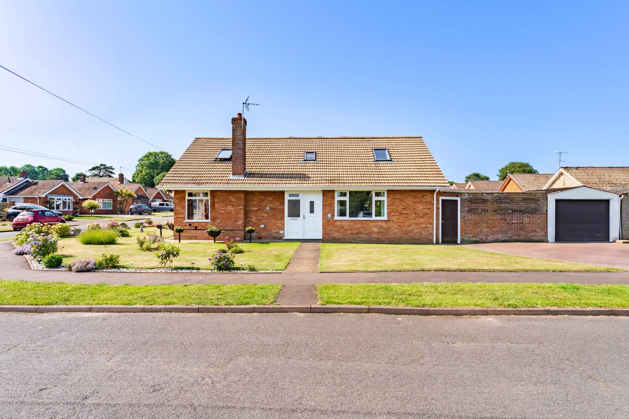 Yew Tree Close, Bradwell