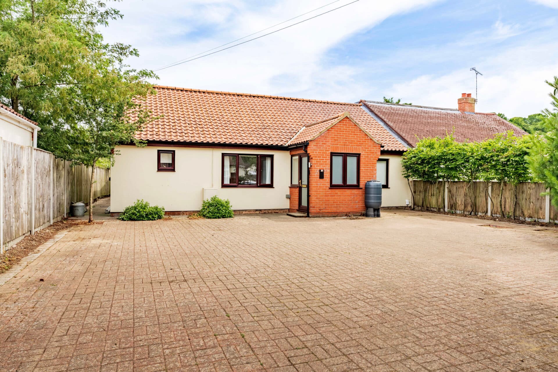 Oval Road, Costessey