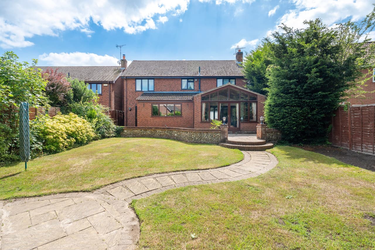 Oulton Road North, Lowestoft