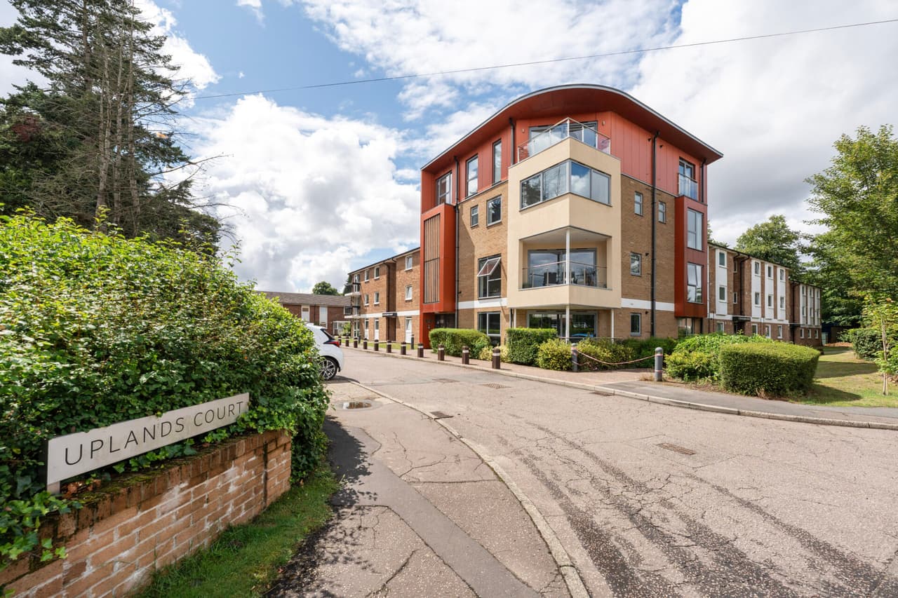 Upton Road, Eaton