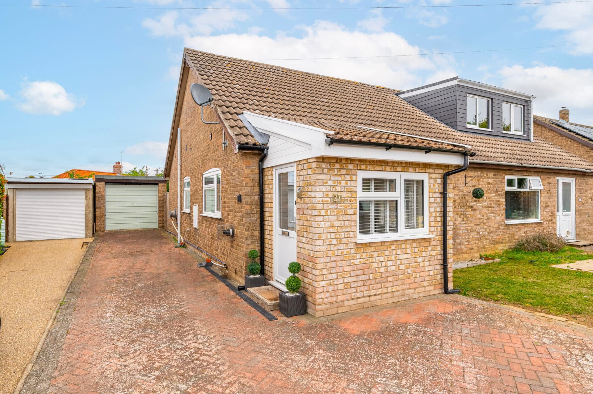 Limmer Avenue, Dickleburgh