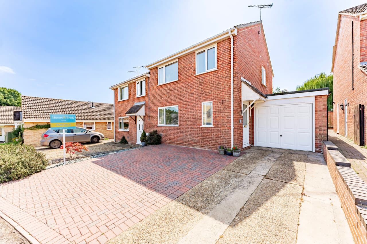 Tennyson Way, Thetford