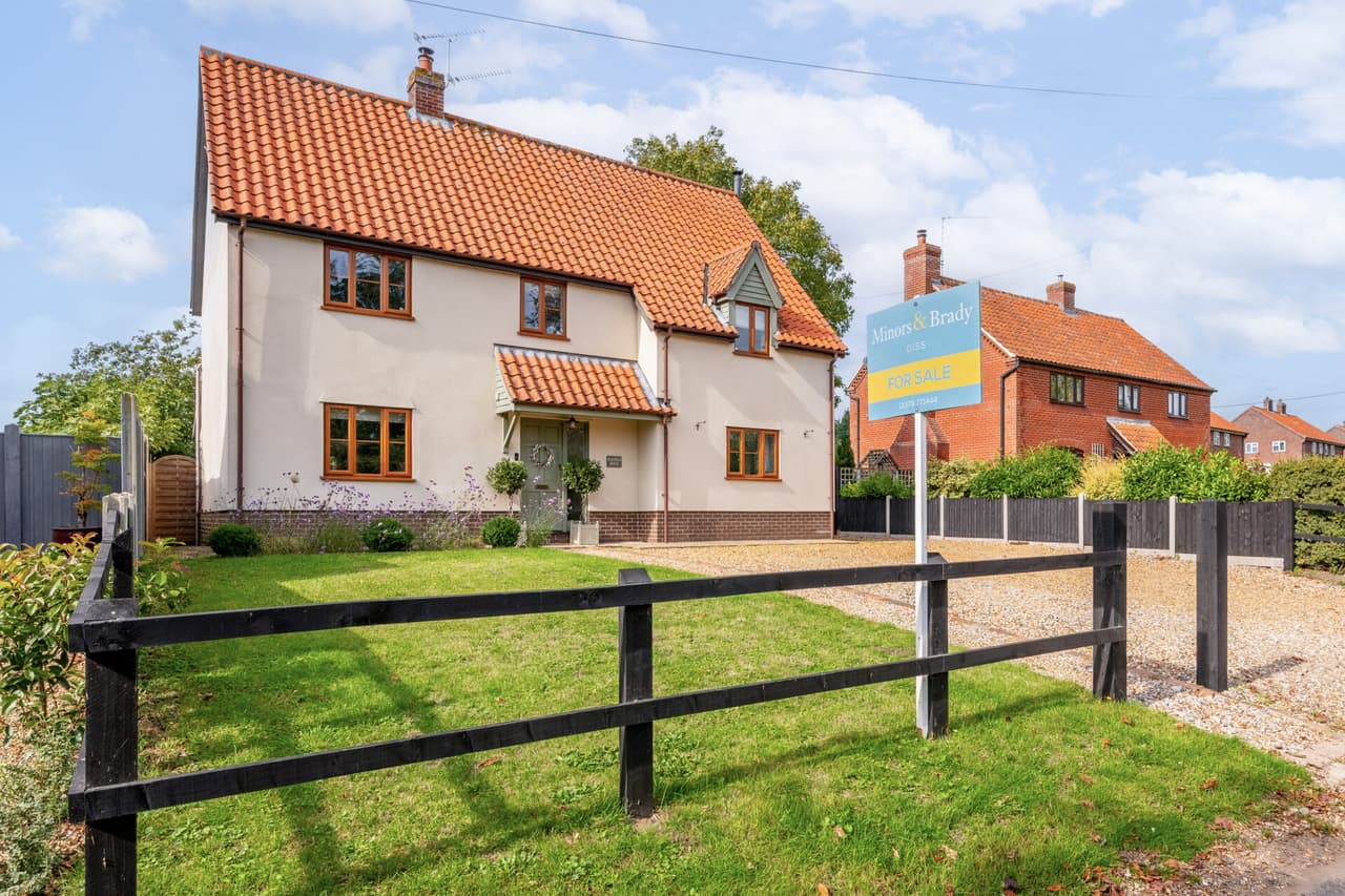 Back Street, Garboldisham