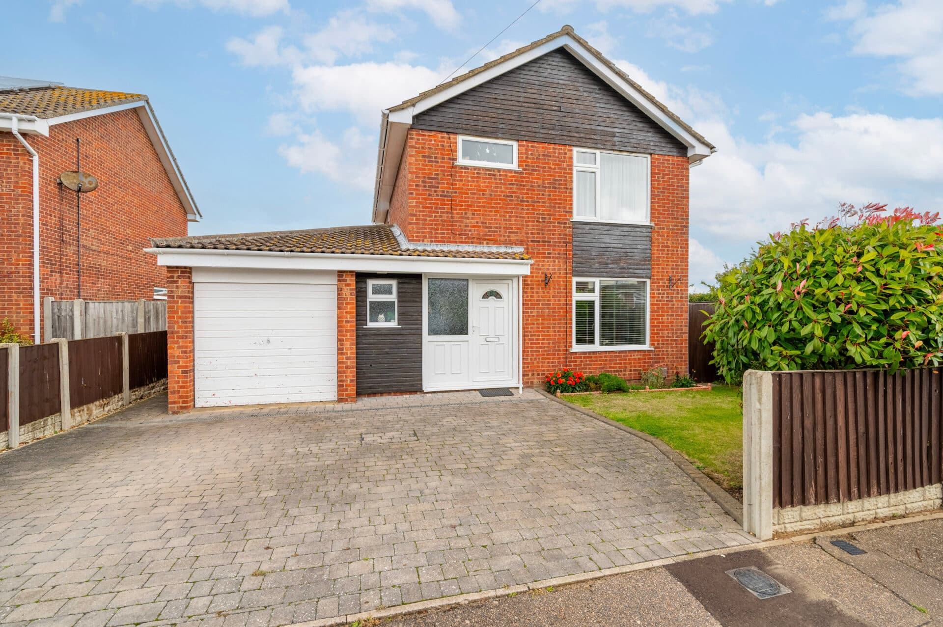 Siskin Close, Bradwell