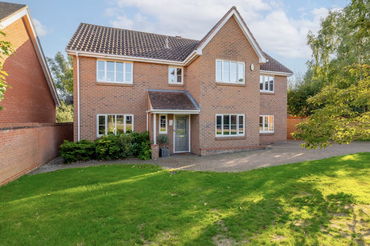 Blake Drive, Bradwell