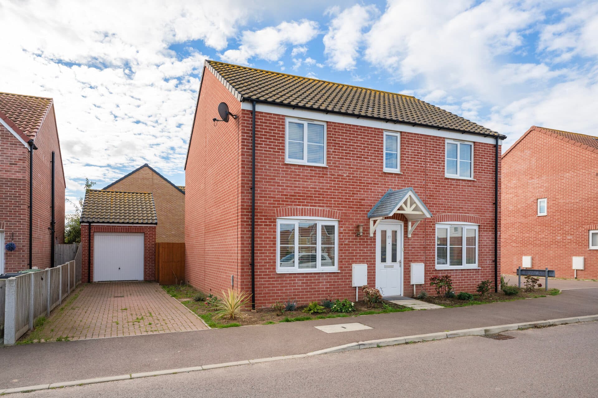 Colby Drive, Bradwell