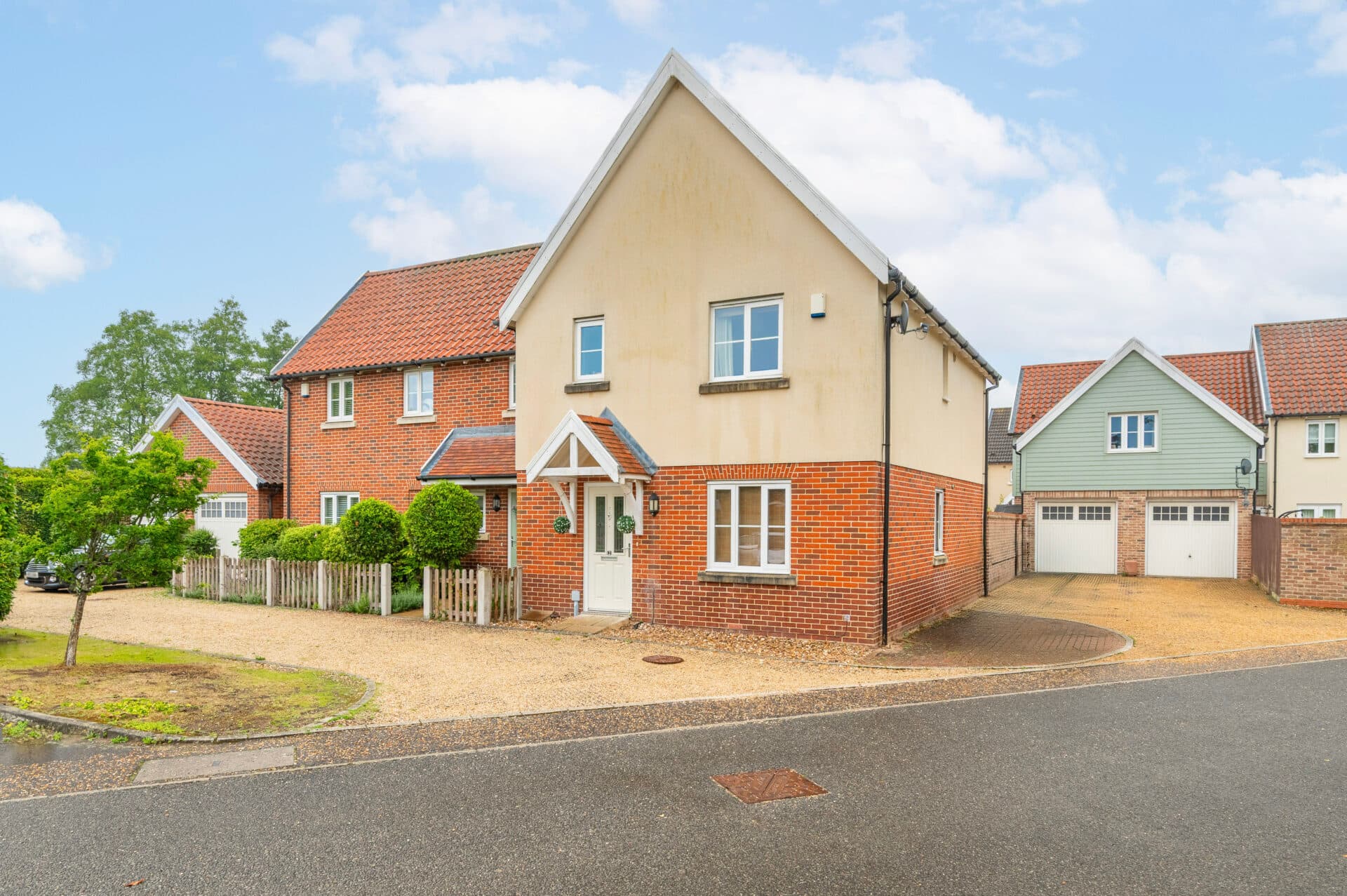 Larks Place, Dereham