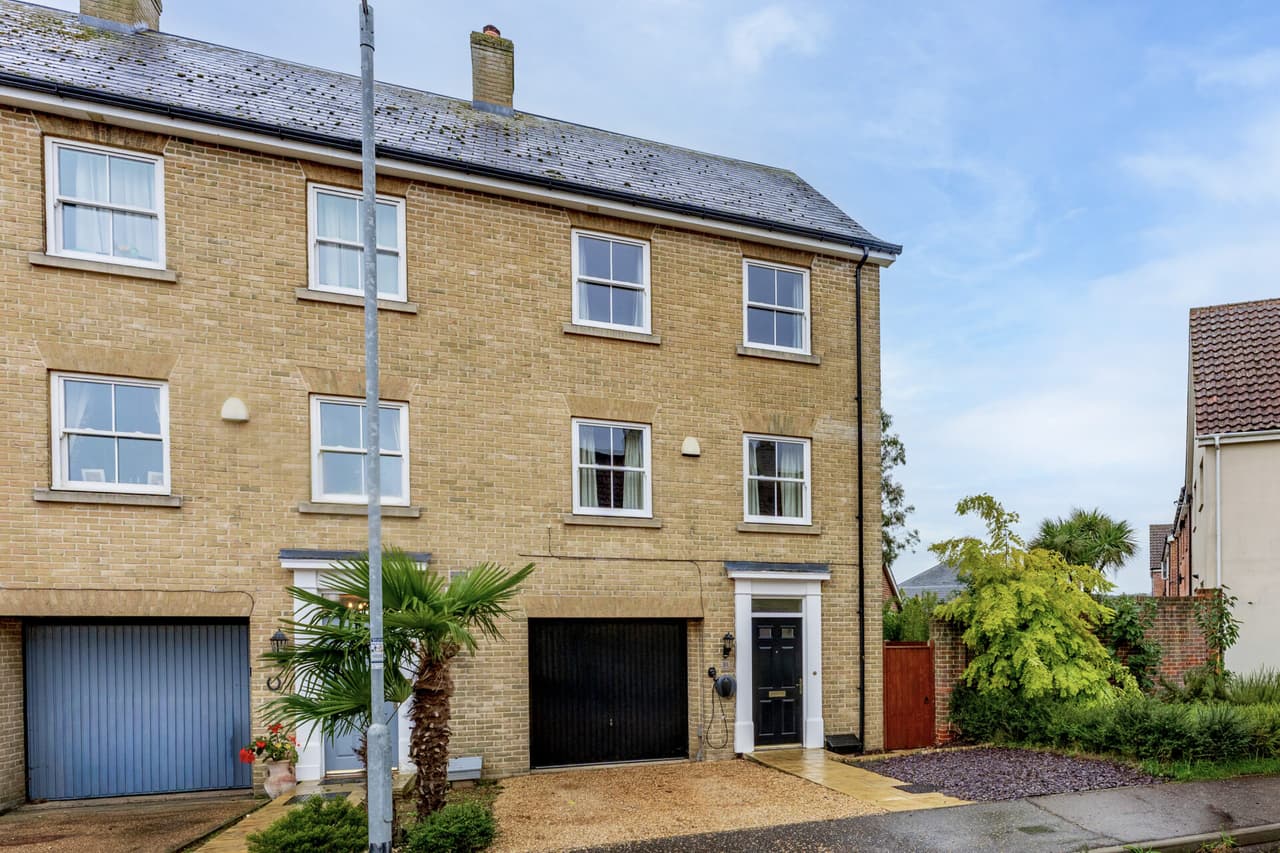 Vanguard Chase, Costessey