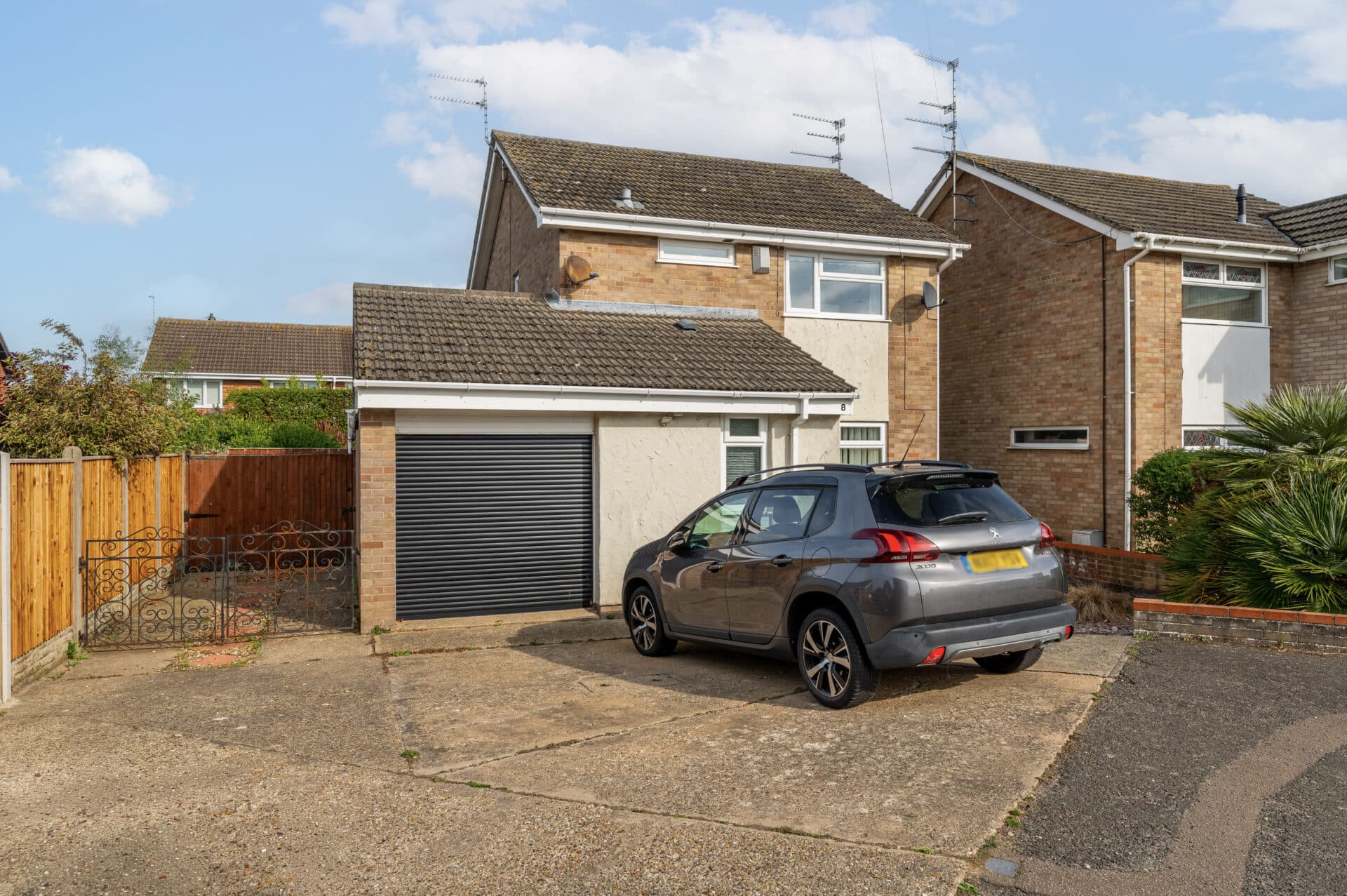 Fulmar Close, Bradwell