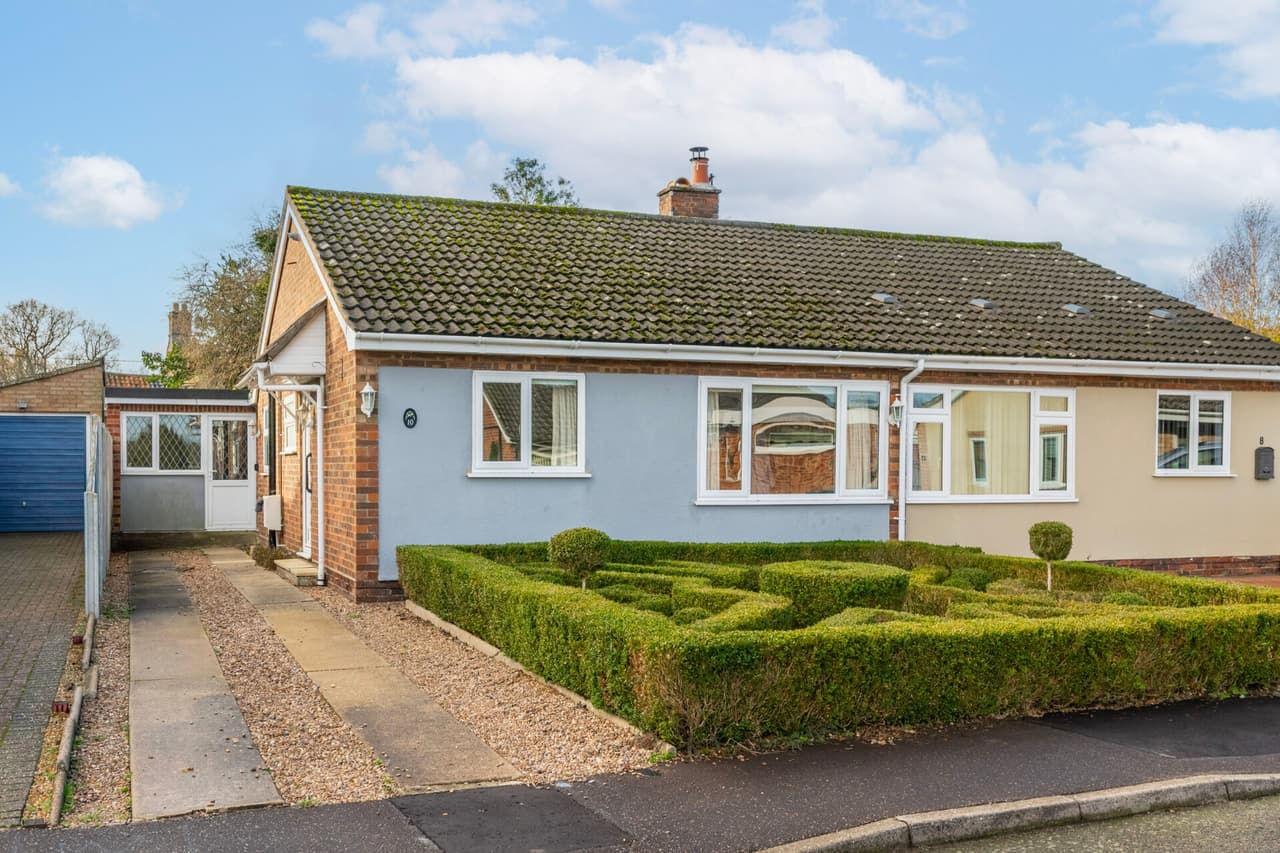 Morse Close, Brundall