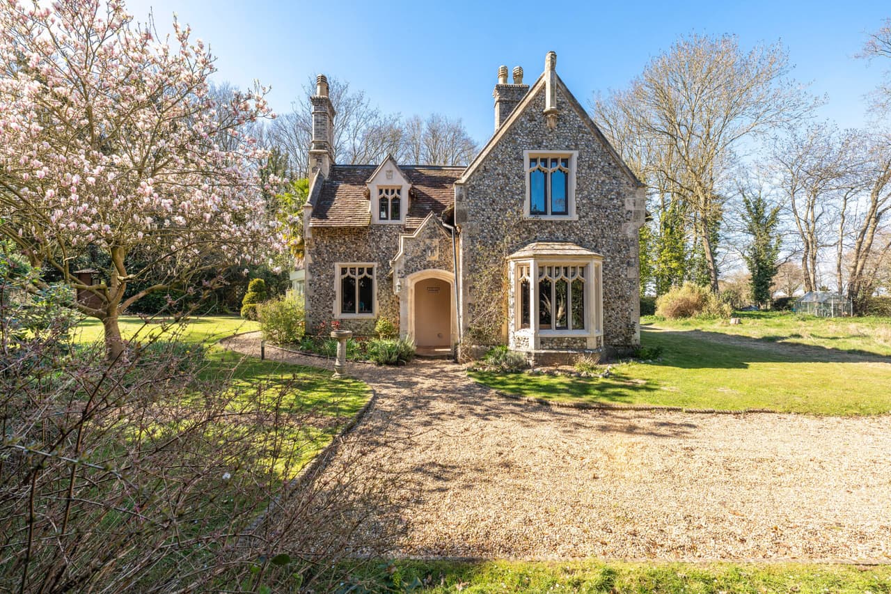 Hethersett Road, Ketteringham