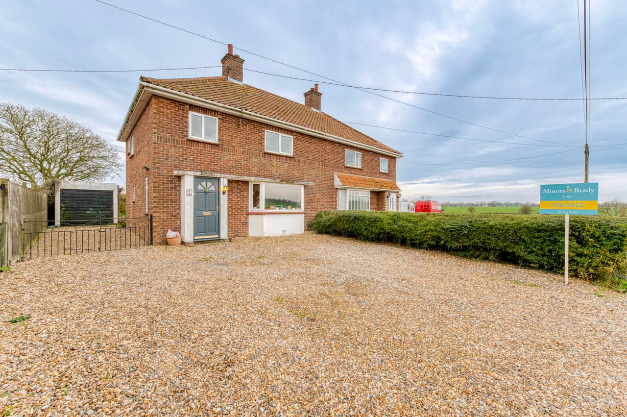 Rushall Road, Starston