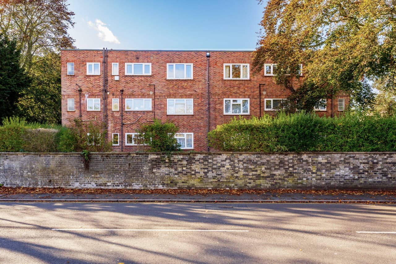 Bracondale, Norwich, NR1