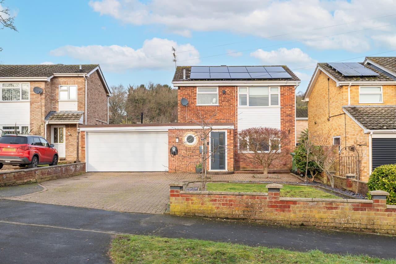 Laburnum Avenue, Taverham