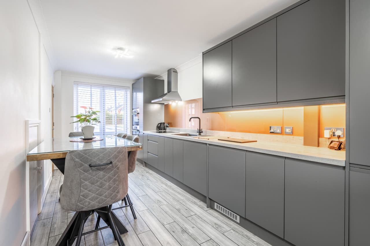 Paine Road, Heartsease