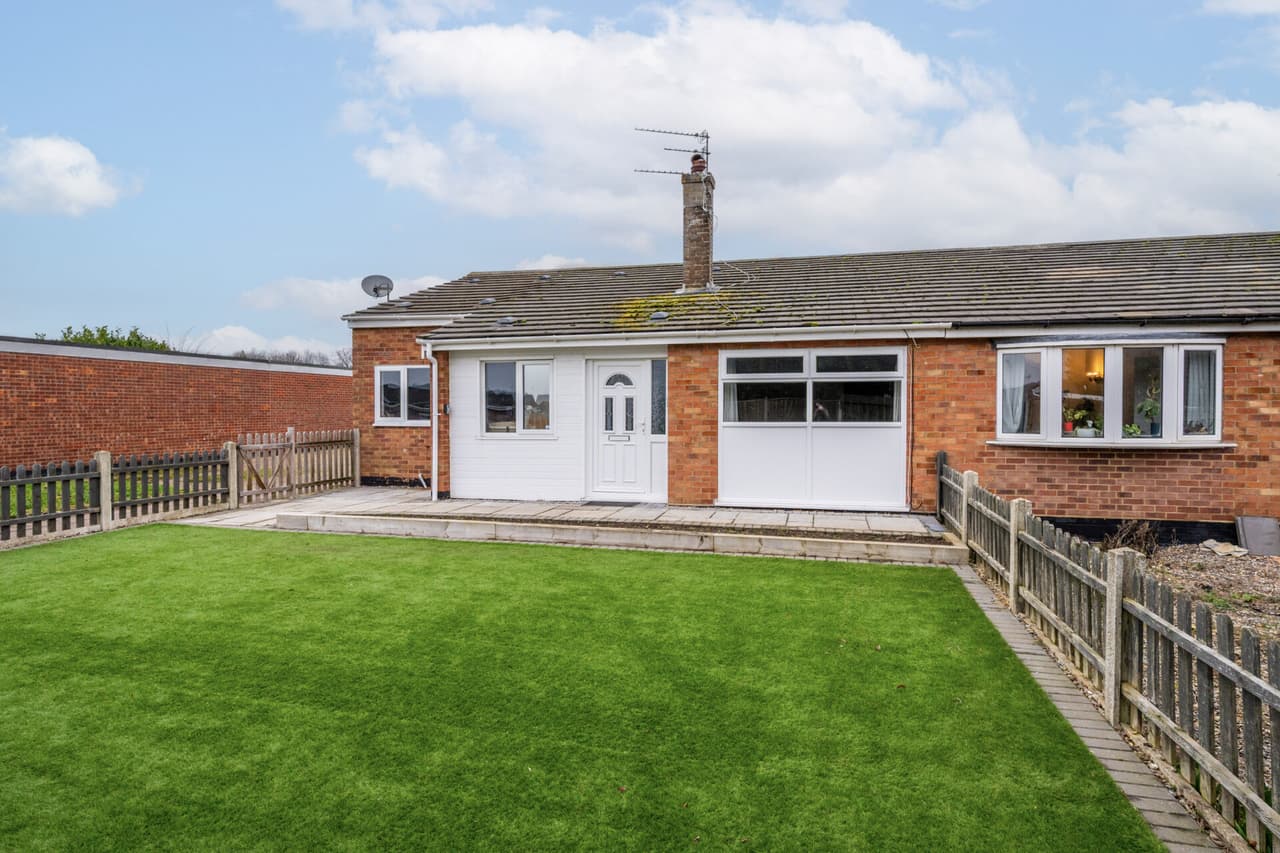 Cedar Close, Martham