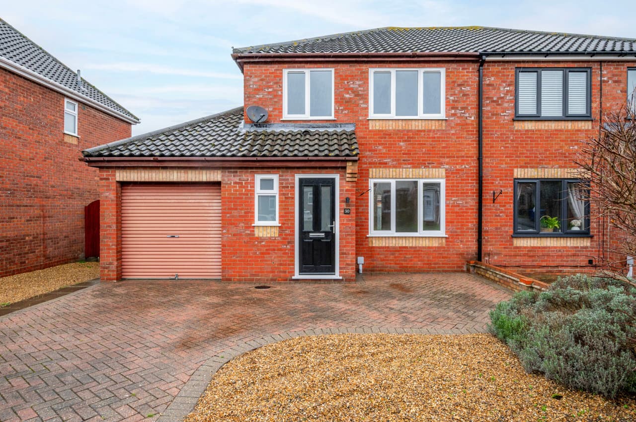 Colsterdale, Carlton Colville