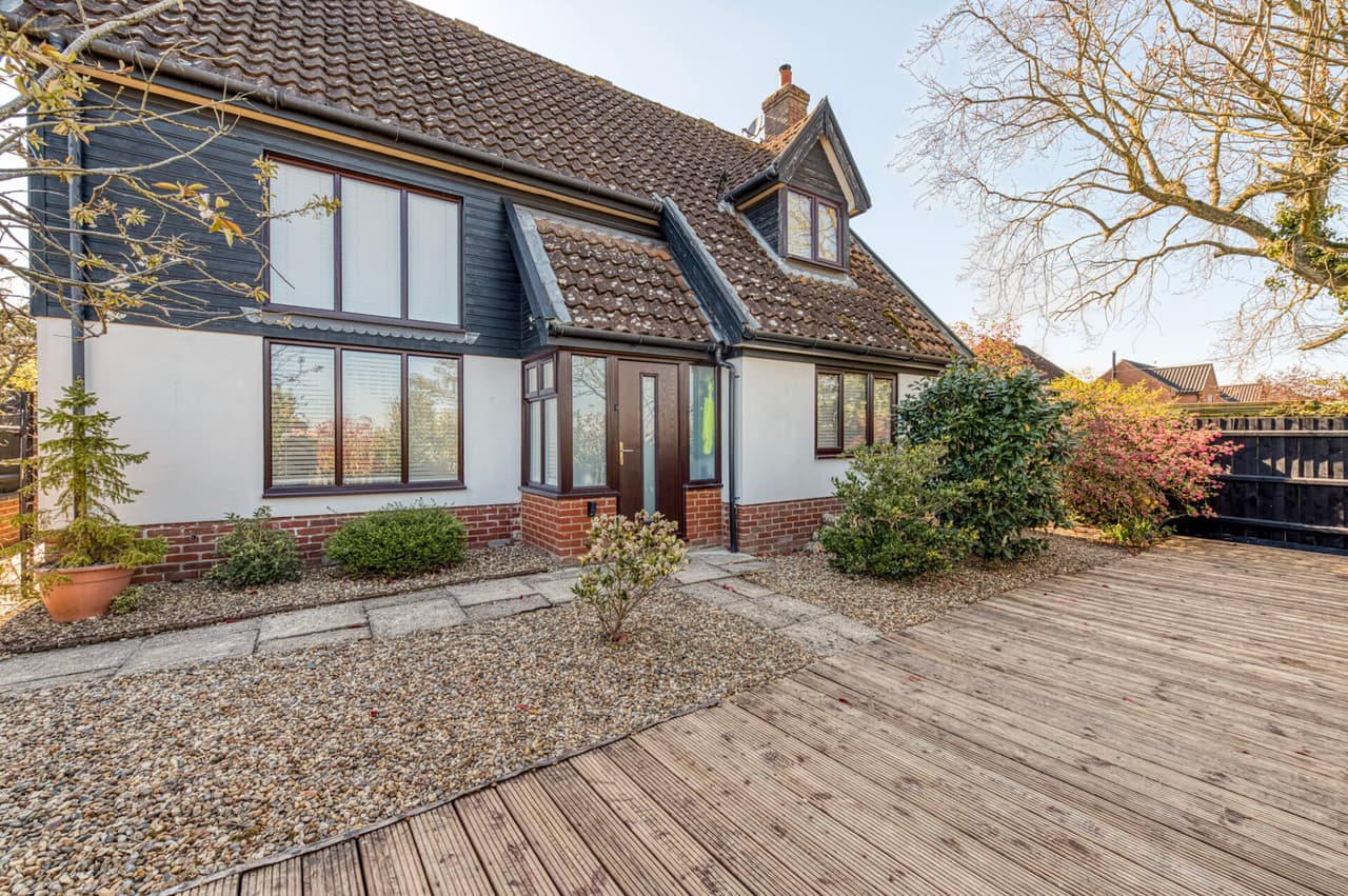 Fir Tree Close, Weybread