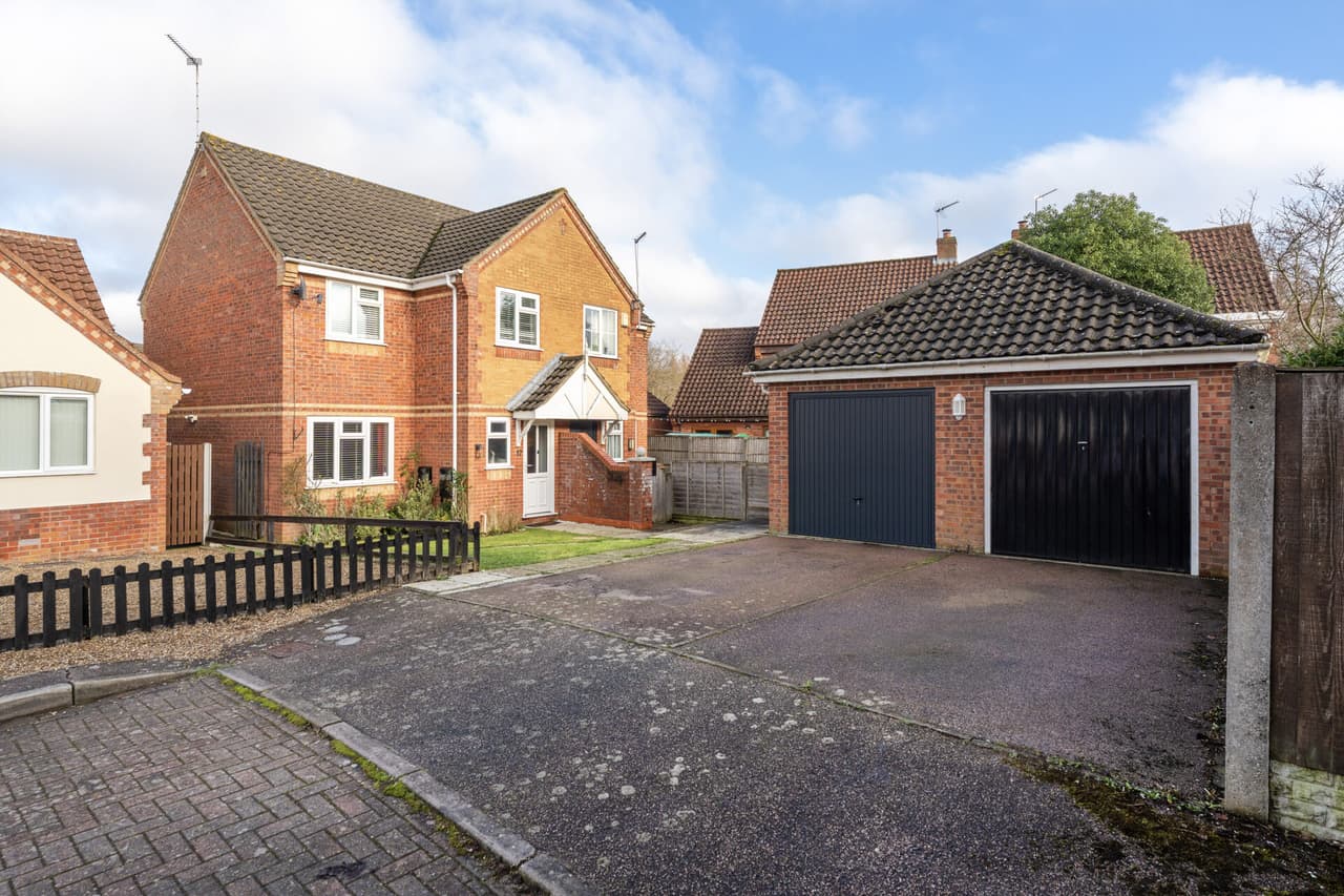 Old Market Close, Acle