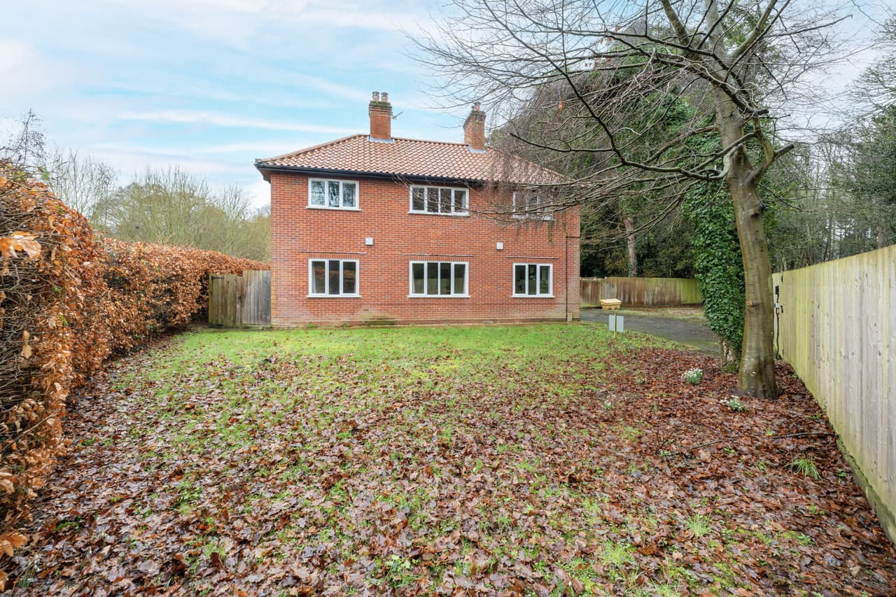 Dereham Road, Swanton Novers, NR24