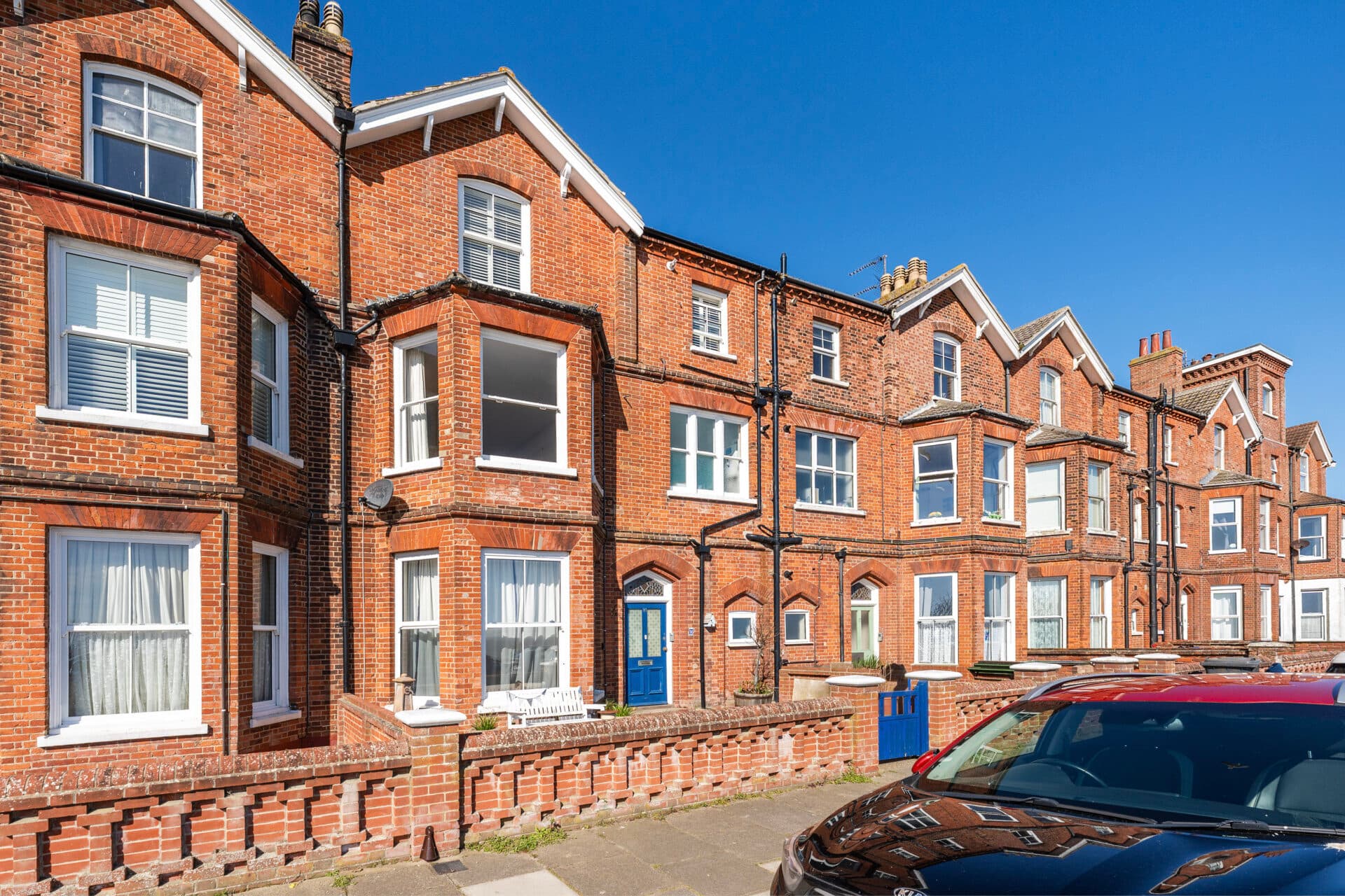 North Parade, Gunton