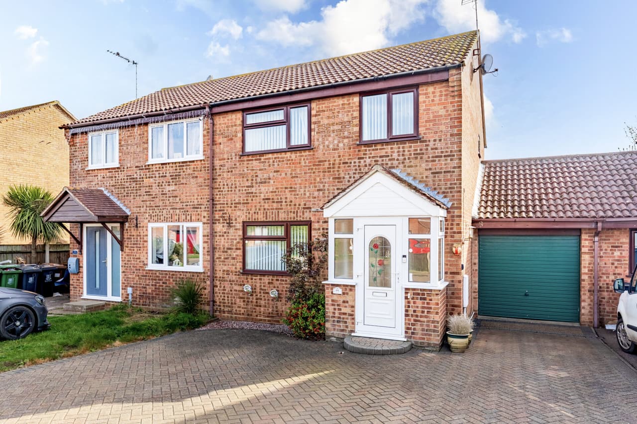 Potters Drive, Hopton