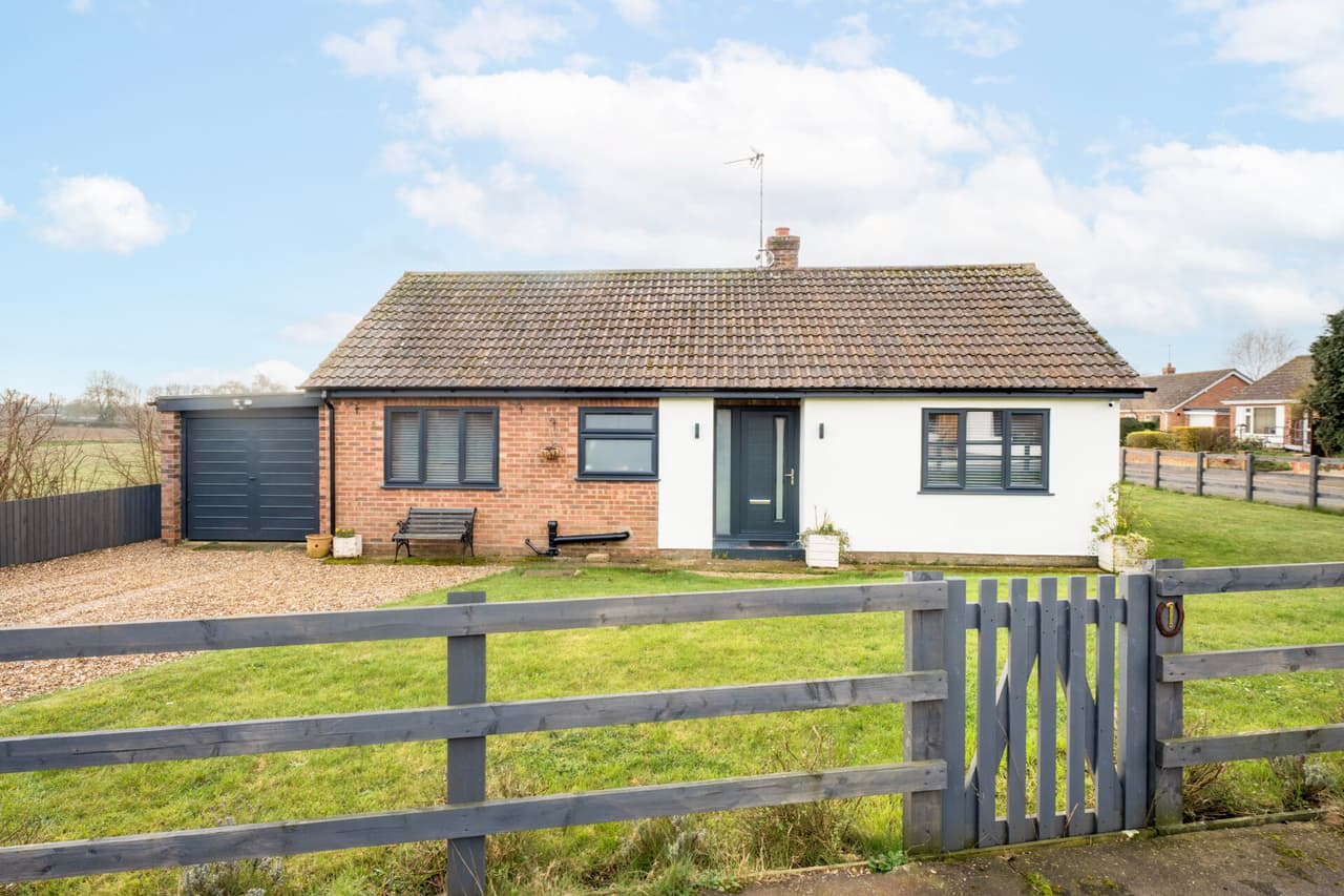 St. Andrews Way, Necton