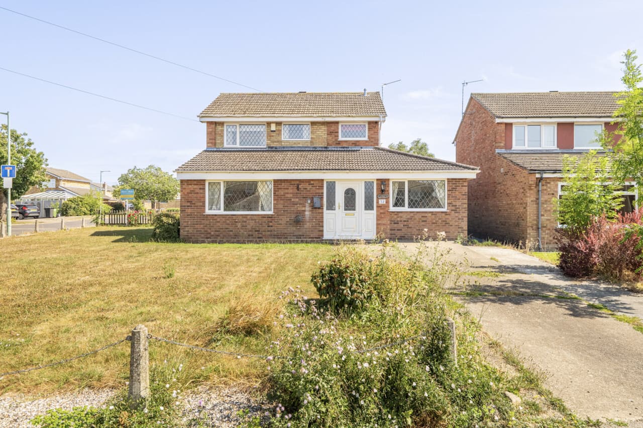 Conrad Road, Oulton Broad South