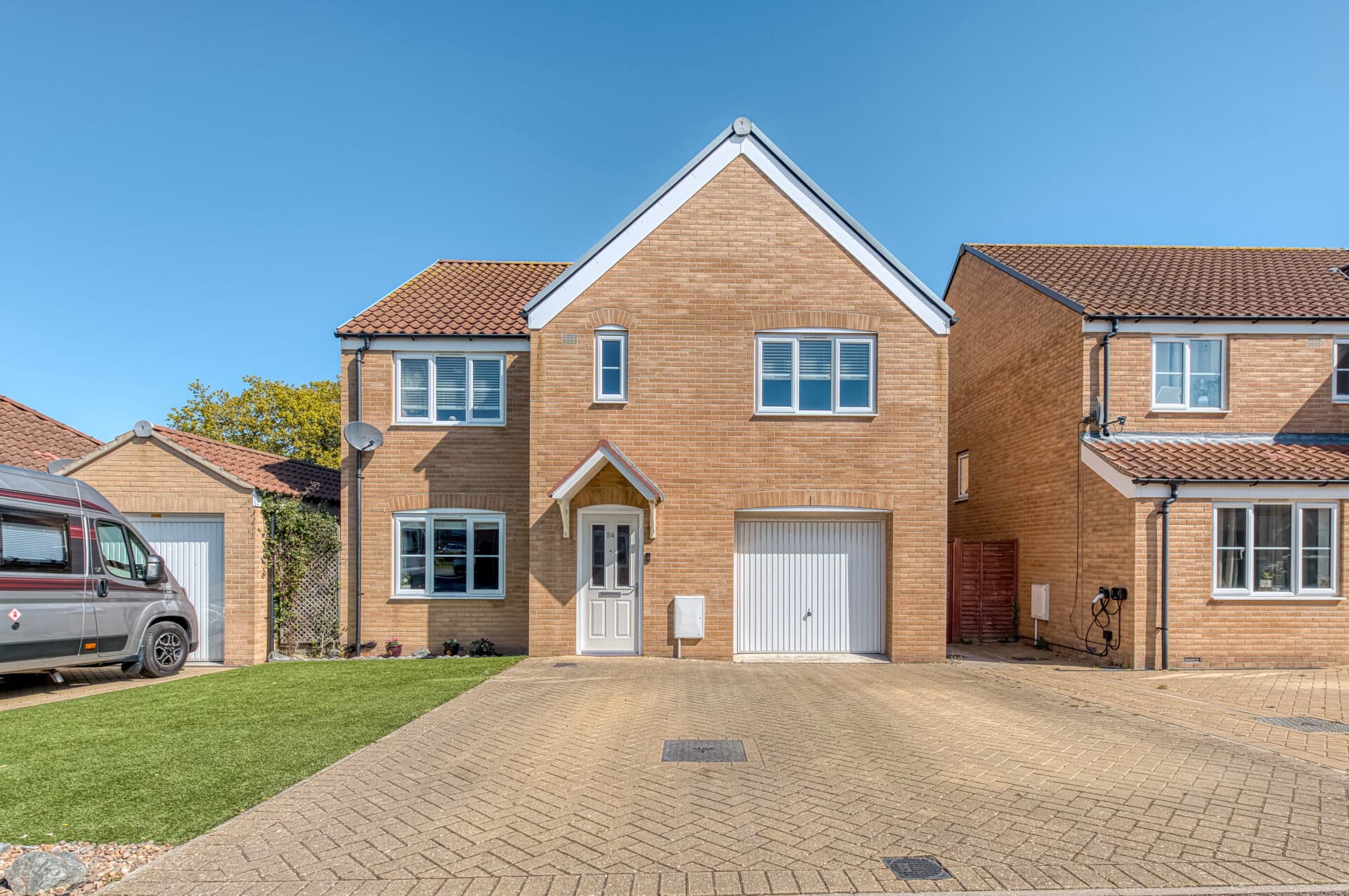 Howard’s Way, Bradwell